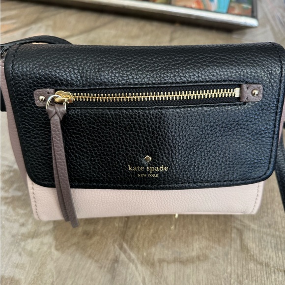 Kate spade crossbody bag like new - Picture 3 of 17